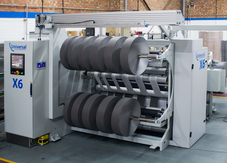 Sección de rebobinado de la máquina universal X6 rebobinado cortadora